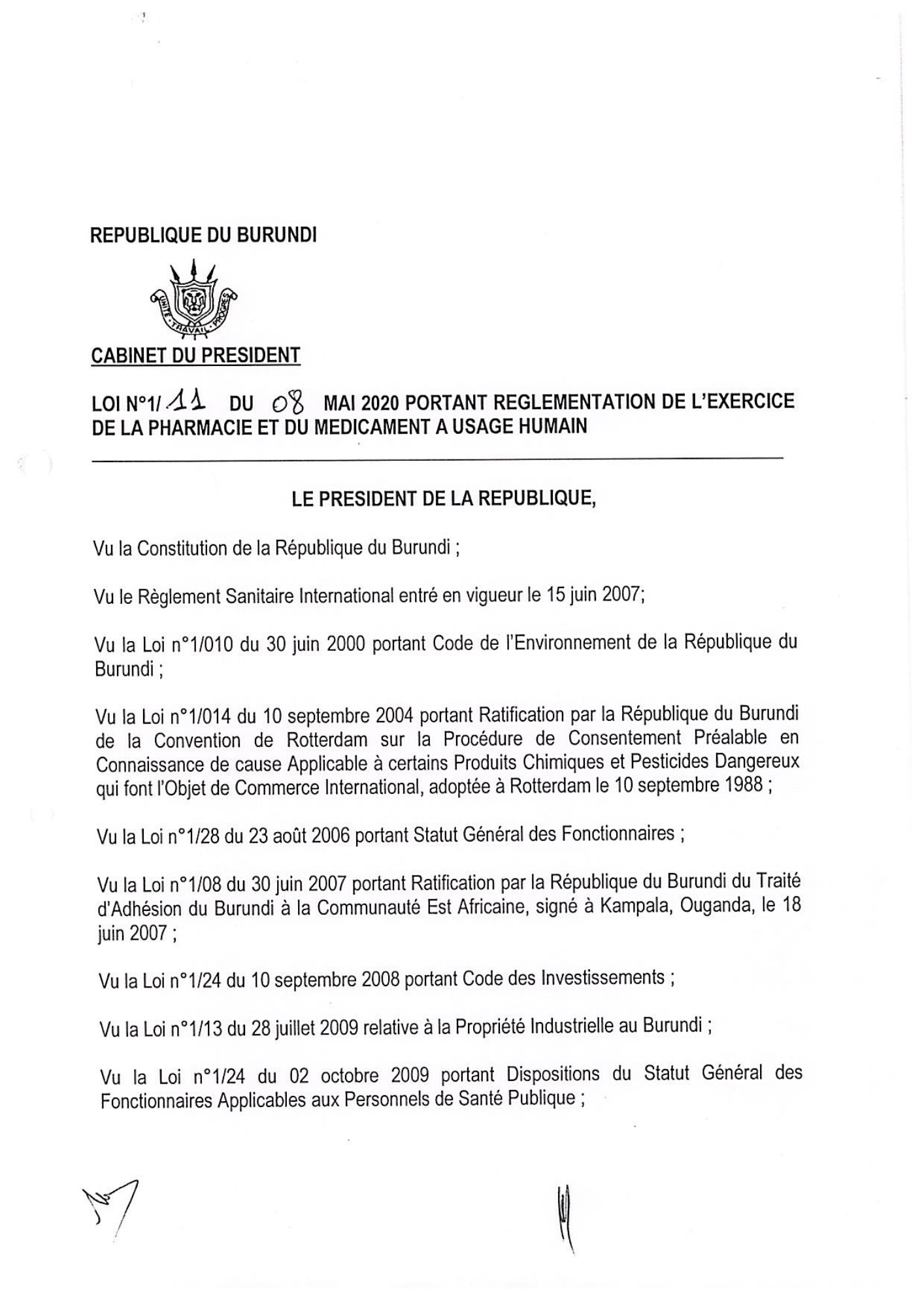 Loi n° 1/11 du 8 mai 2020 — official PDF page 1; original table columns, symbols and diagram connections